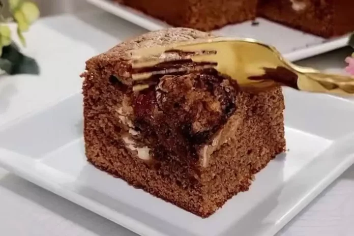 receita de bolo de Iogurte com creme de avelã e morangos