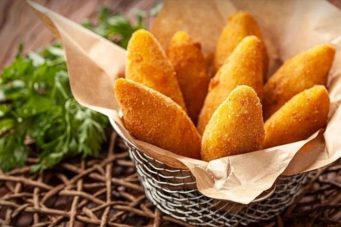 receita de bolinho caipira de milho fácil