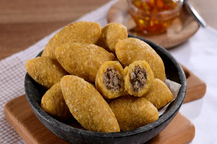 receita de bolinho caipira com carne moída