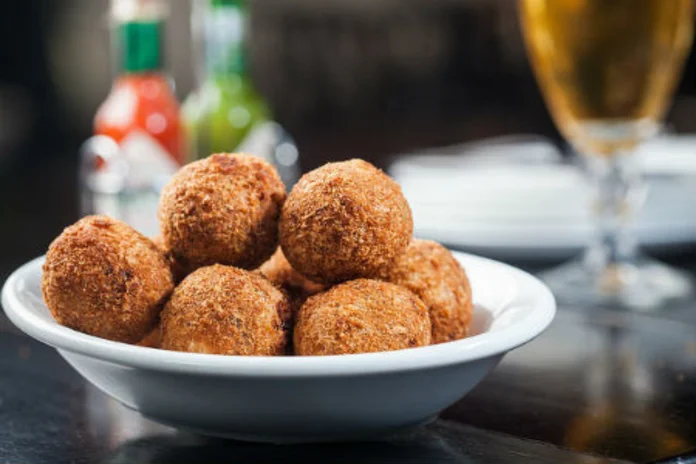 receita de bolinho de carne louca prático e fácil