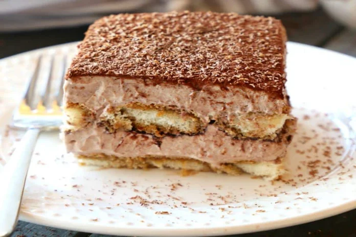 receita de pavê cremoso de café com leite prático e fácil