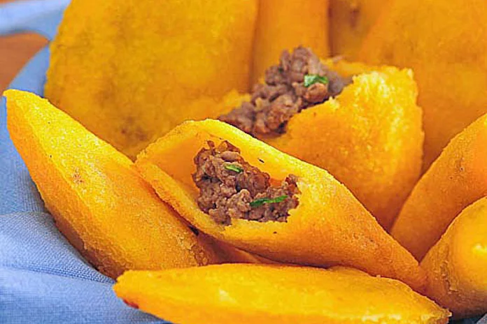 receita de pastel mineiro prático e muito saboroso