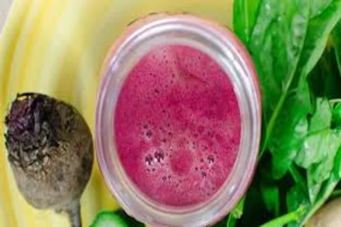 suco de couve com beterraba e gengibre fitness