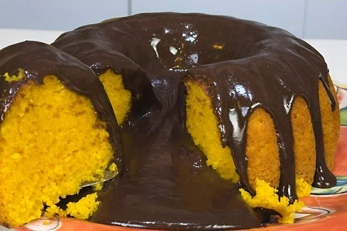 bolo vulcão de cenoura maravilhoso
