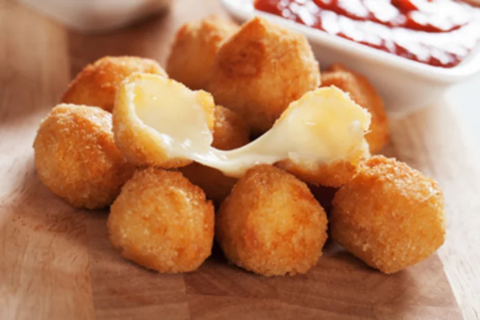 bolinha de queijo de 3 ingredientes