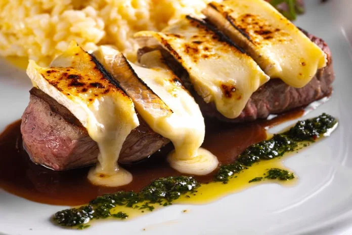 filé mignon com queijo brie